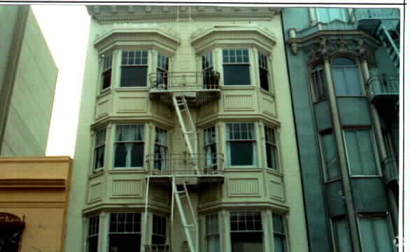 Primary Photo - 1700 McAllister St