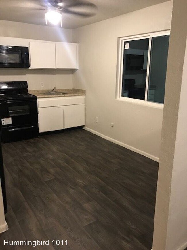Foto del edificio - 6632 S 11th St