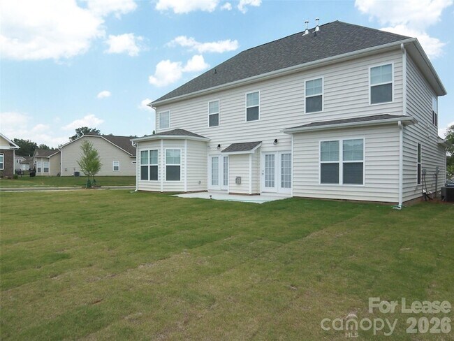 Building Photo - 3100 Collaroy Rd