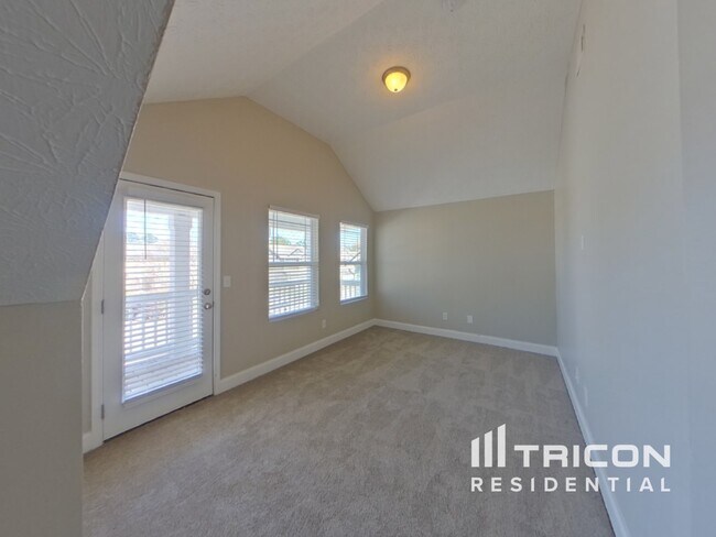 Building Photo - 232 Daisy Cir