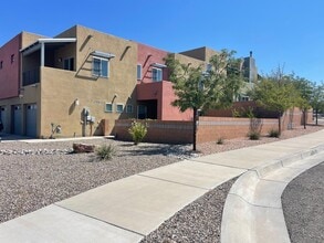 Building Photo - 1668 Bull Lea Dr SE