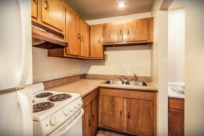 Foto del edificio - 1301 Burton Ct