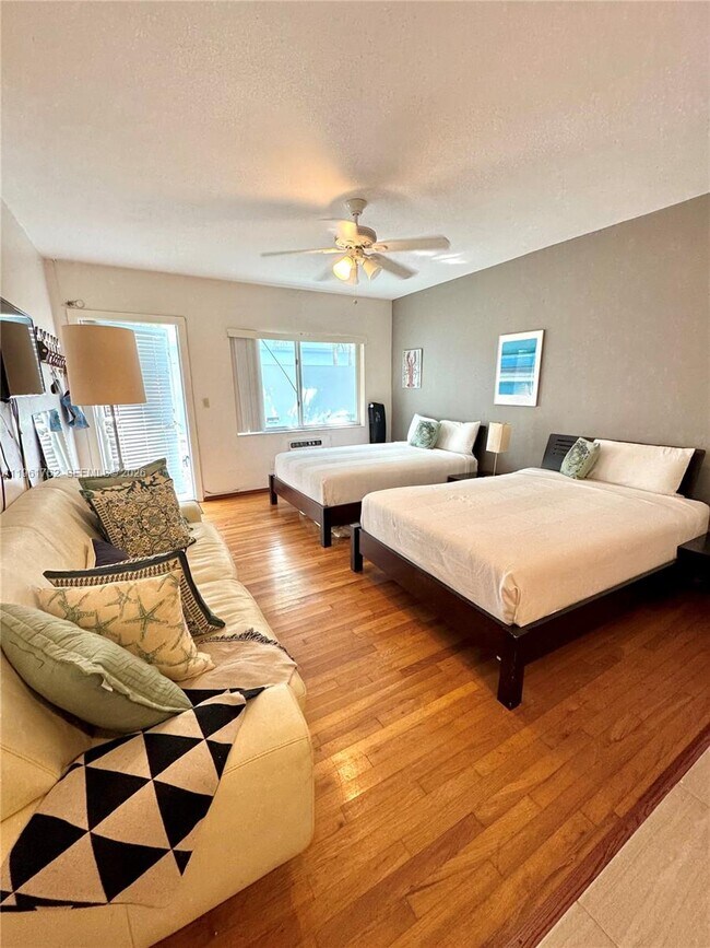 Foto del edificio - 401 Collins Ave