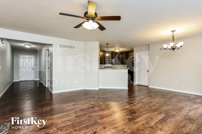 Foto del edificio - 2314 Wills Hollow Dr