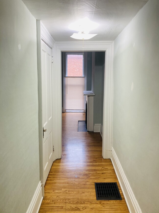 Front Hallway - 623 Oak St