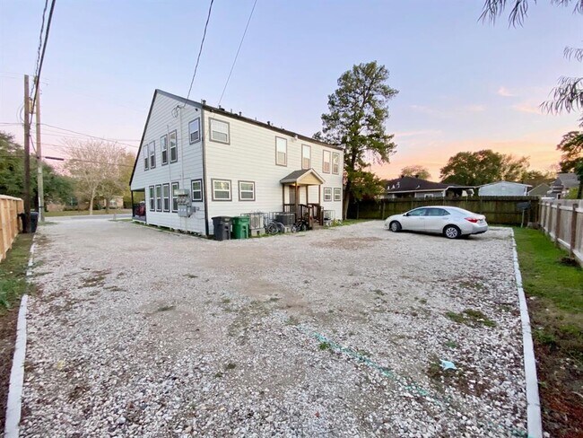Foto del edificio - 3514 Hastings St