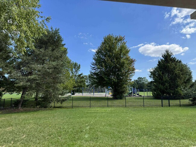 Foto del edificio - 4871 Boulder Ln