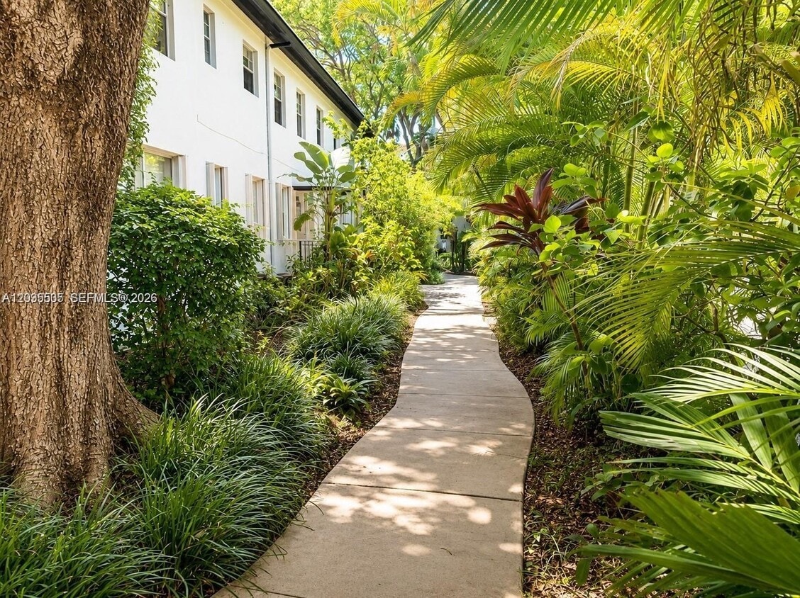 Foto del edificio - 7880 SW 55th Ave