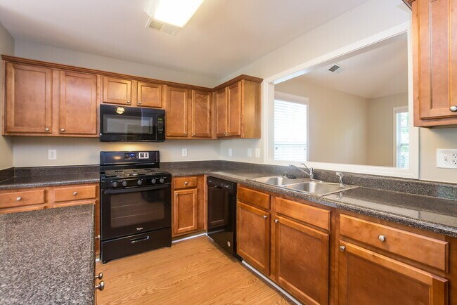Foto del edificio - 170 Ripple Creek Dr SW