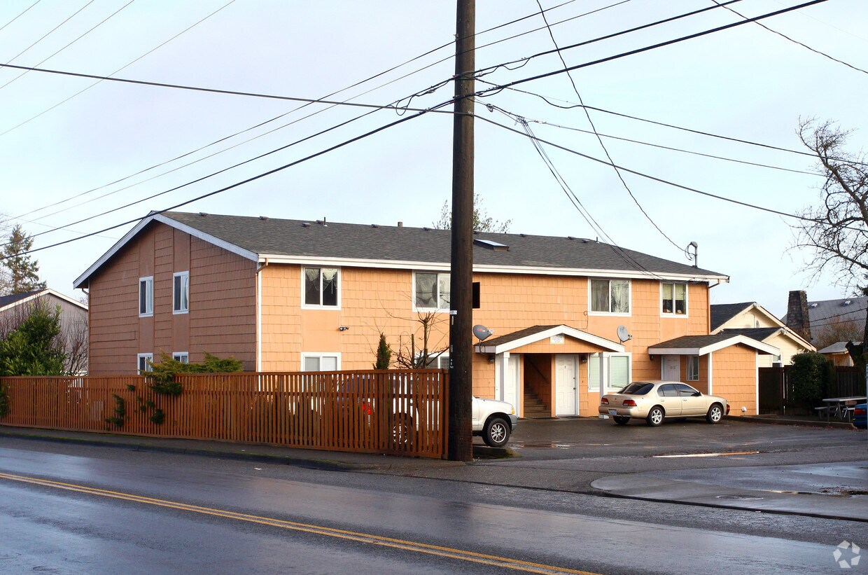 Primary Photo - 5907 McKinley Ave