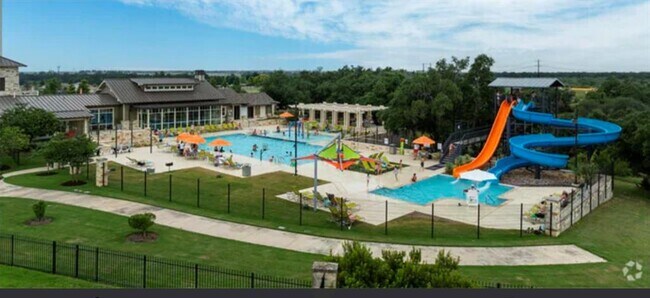 Foto del edificio - 242 Zuma Dr