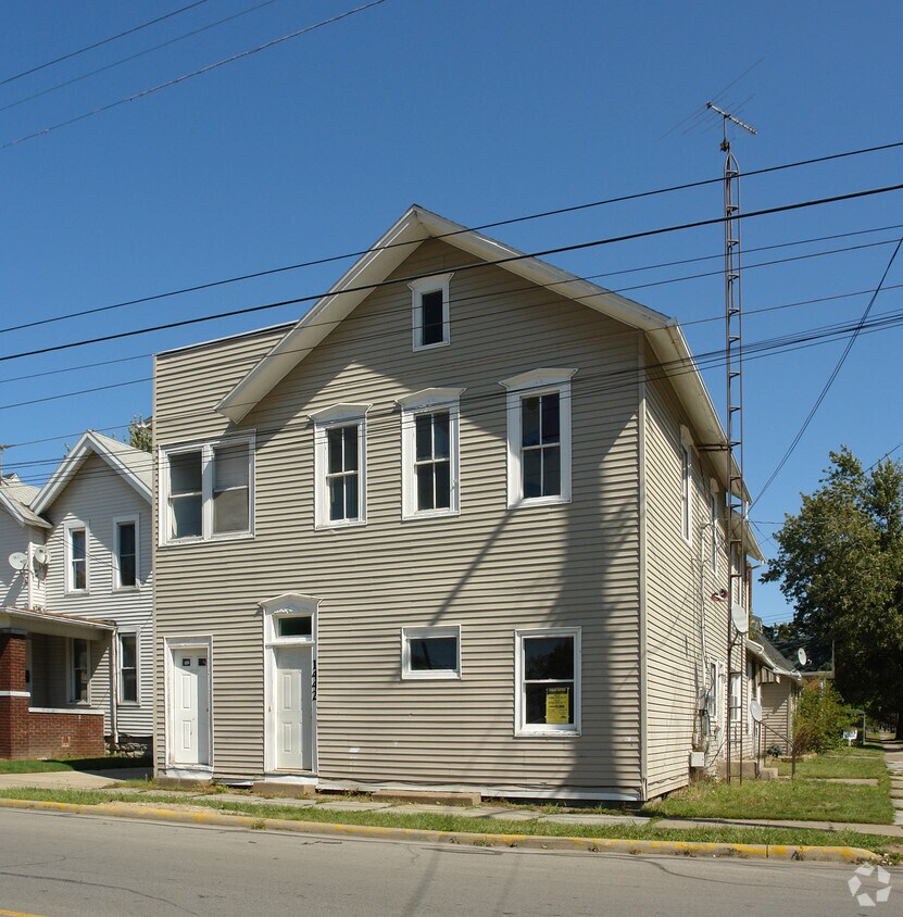 1442 Camp St, Sandusky, OH 44870 Apartments in Sandusky, OH