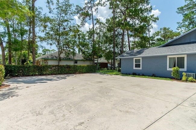 Photo - 1073 Goldenrod Road Unit B Townhome