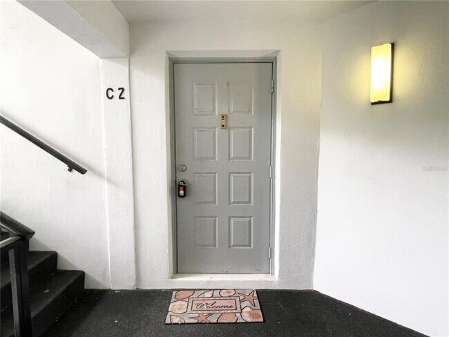 Foto del edificio - 1182 Pine Ridge Cir W