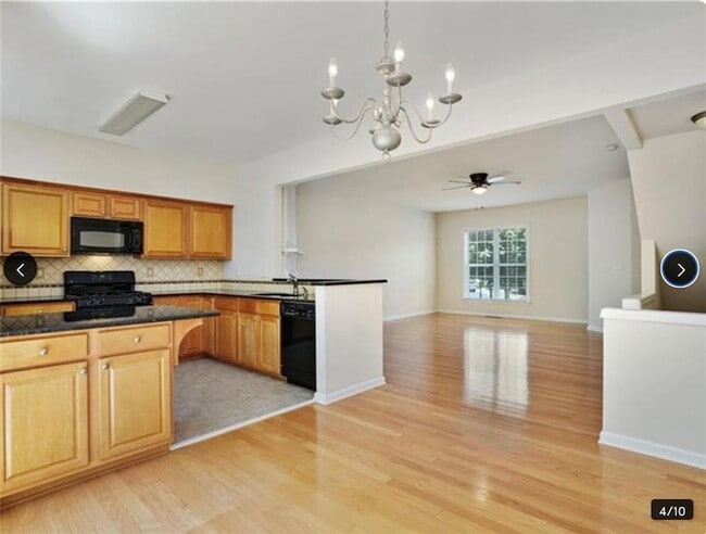 Building Photo - 2072 Merrimont Way