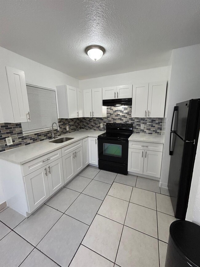 Photo - 1301 NW 7th St House