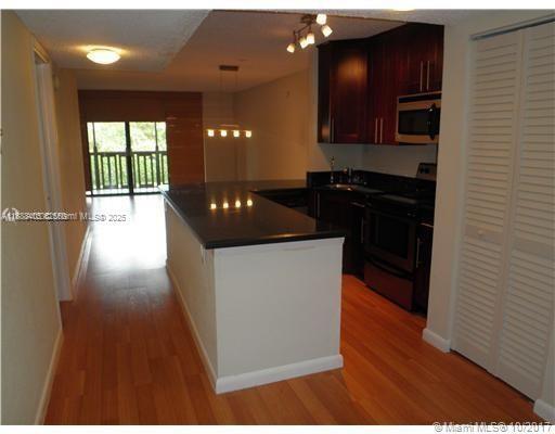 Foto del edificio - 1021 Mockingbird Ln