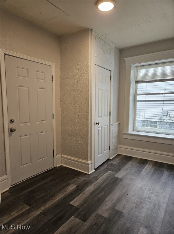 Foto del edificio - 475 Crouse St