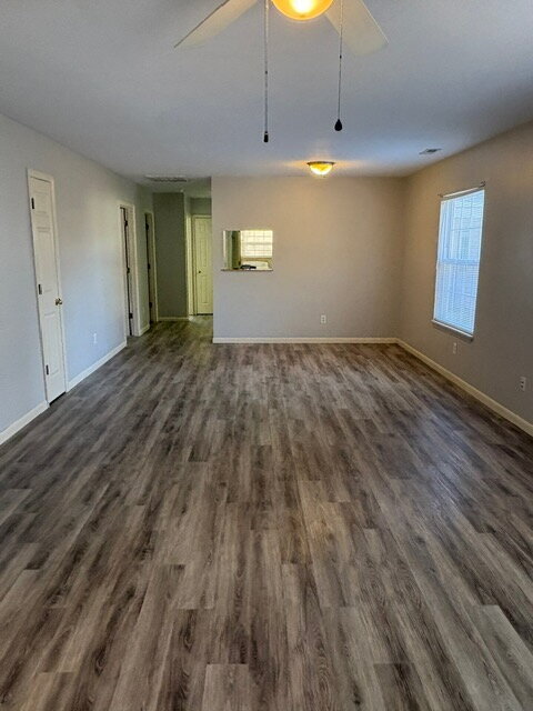 Foto del edificio - 104 Evergreen Dr