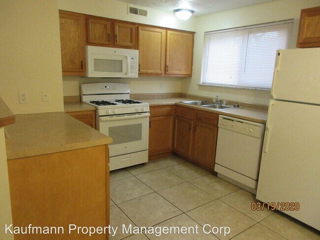 Building Photo - 4815 Northcrest Dr