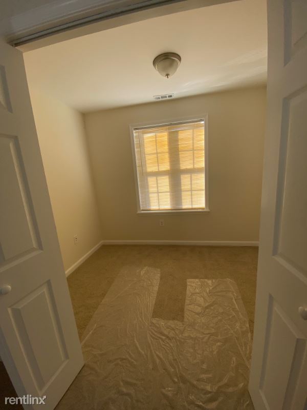 Building Photo - 6 br, 5 bath House - 5414 D Street, SE Was...