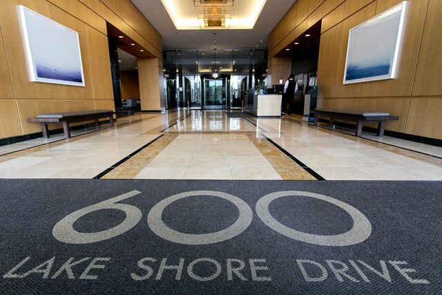 Foto del edificio - 600 N Lake Shore Dr