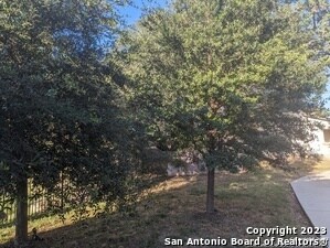 Foto del edificio - 10323 Relic Oaks