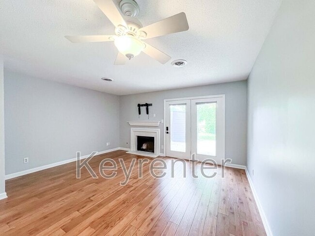 Building Photo - 128 Durwood Rd