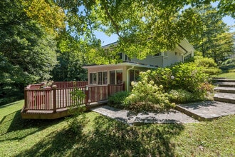 Building Photo - 26 Wilridge Rd