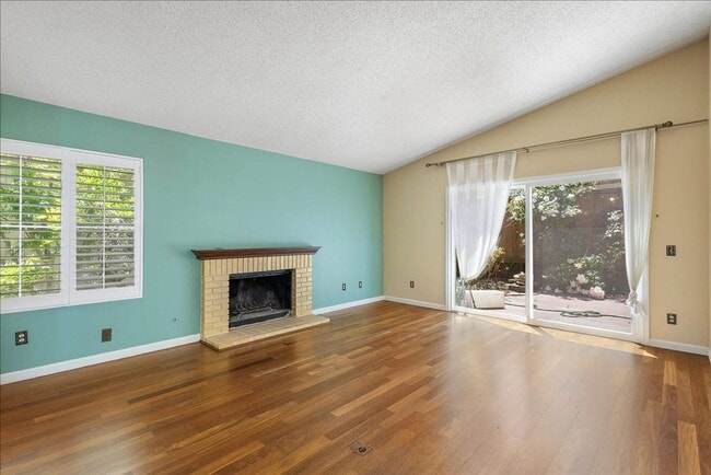 Building Photo - 229 Brighton Ct