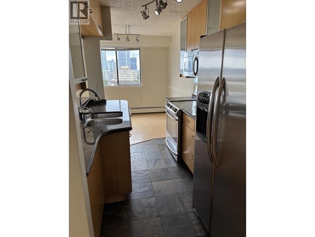 Building Photo - 209 Carnarvon St