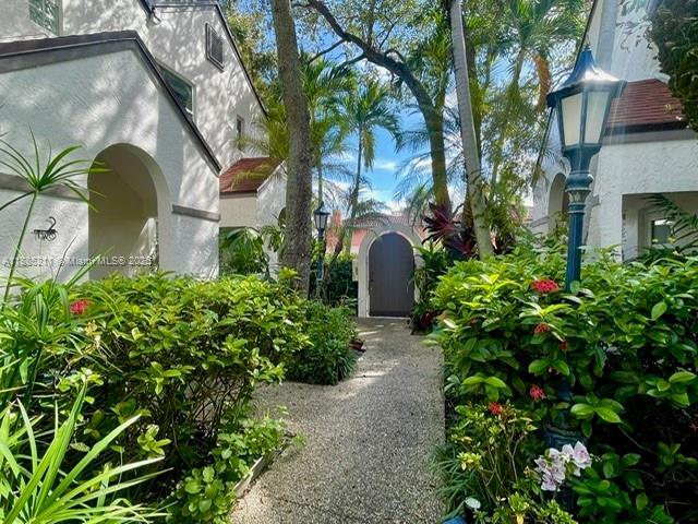 Foto del edificio - 101 NE 8th Ave