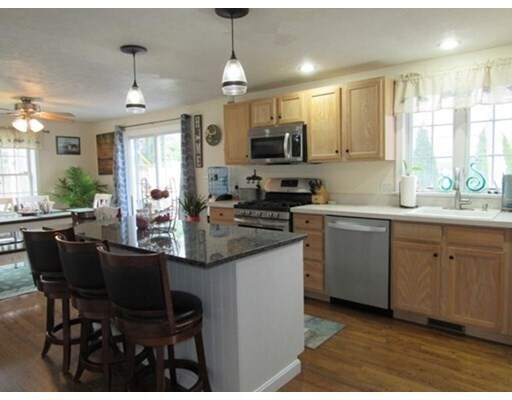 Building Photo - 6 Webquish Ln