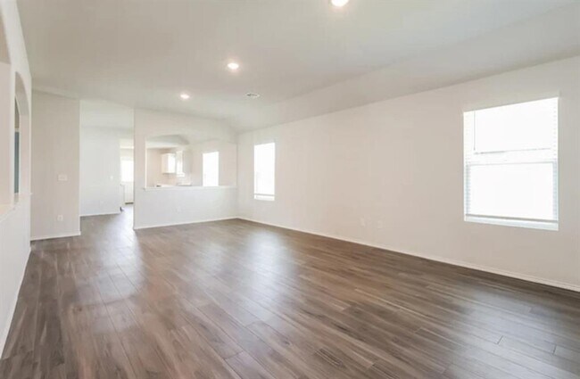 Building Photo - 1810 Crimson Lake Blvd