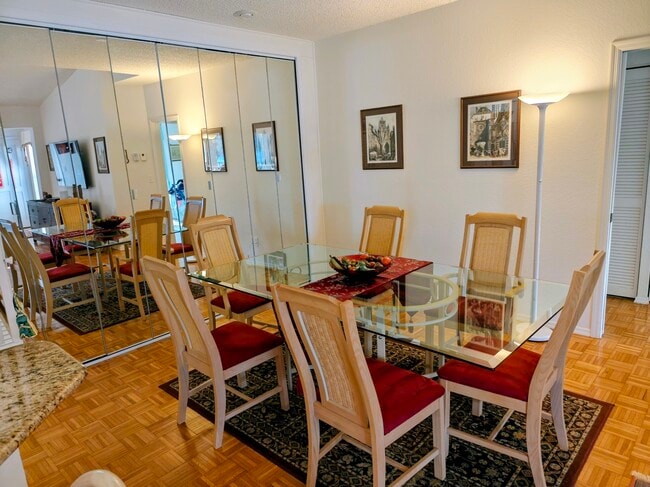 Comedor con trastero - 106 Siena Way