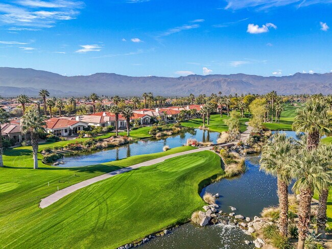 Foto del edificio - 410 Gold Canyon Dr