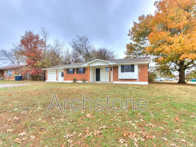 Photo - 401 NW 86th St House