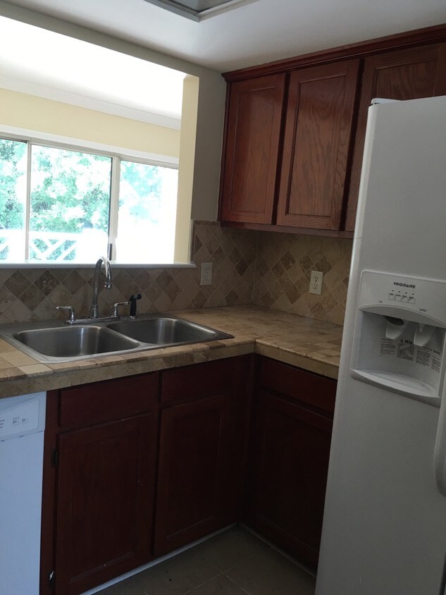 Foto principal - 2902 Iron Gate Ln