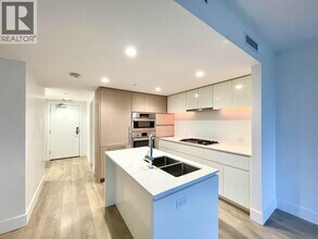 Building Photo - 6900 Pearson Wy