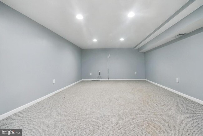 Building Photo - 17013 Birch Leaf Terrace