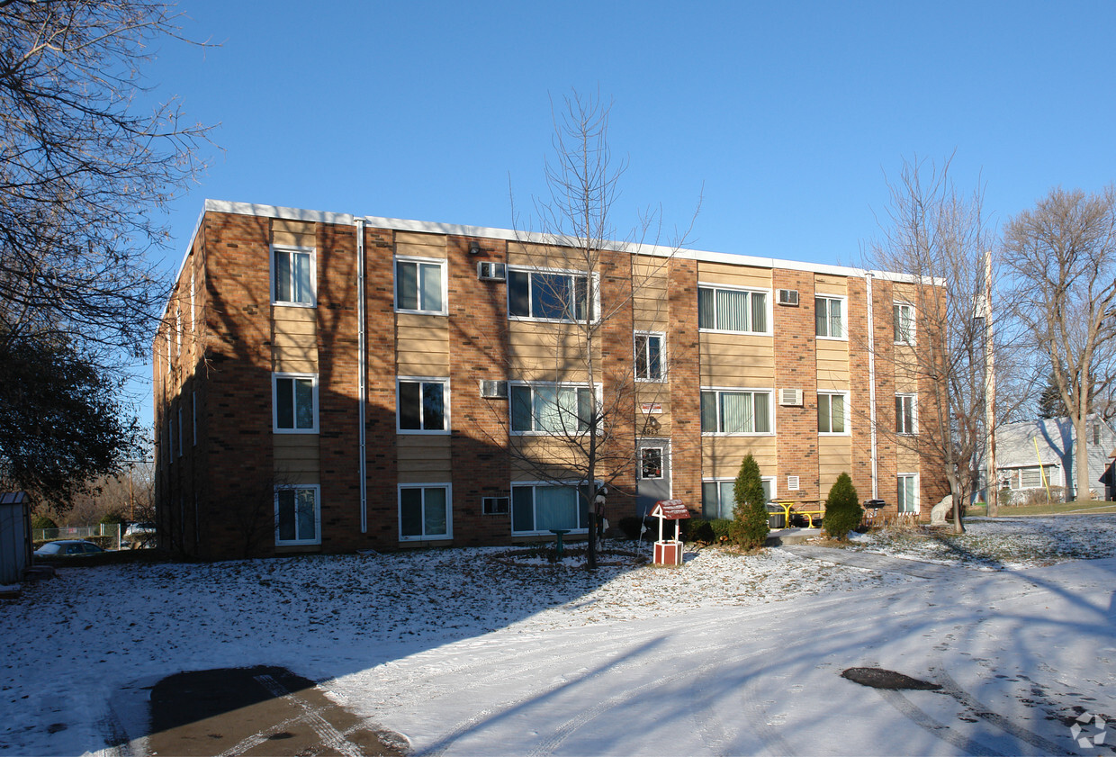 Building Photo - 3923 Lookout Pl