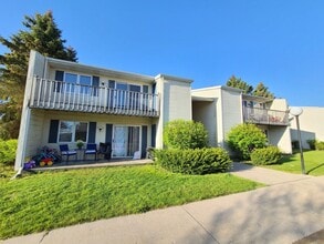 Building Photo - 209 Tanglewood Dr