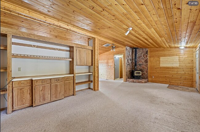 Building Photo - Country Living with Stunning Kolob Views & Room for Your Horses