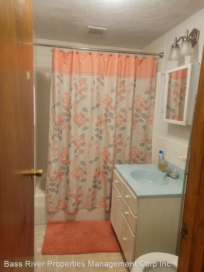 Building Photo - 2 br, 1 bath House - 844 Route 28 2B
