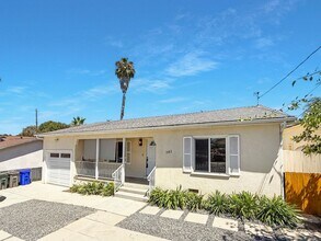 Building Photo - 761 N Citrus Ave