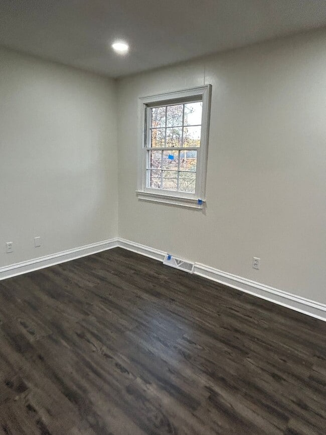 Building Photo - 3700 Cairnbrook Ct