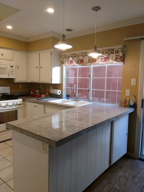 Building Photo - 11042 Promesa Dr
