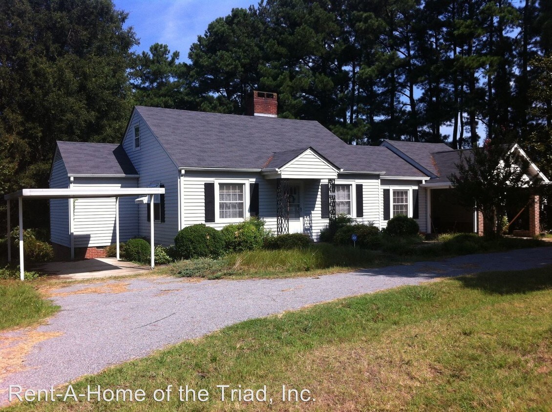 4502 Groometown Rd, Greensboro, NC 27407 House Rental in Greensboro
