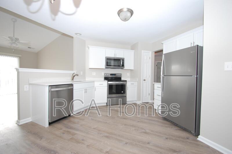 Foto principal - 8021 Philadelphia Dr