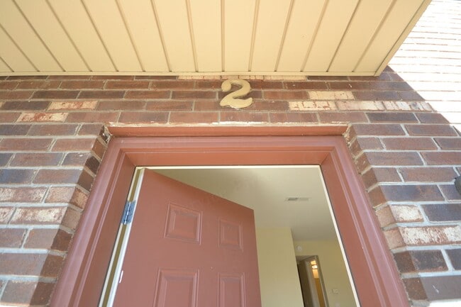 Building Photo - Northwood Hills 8 plex